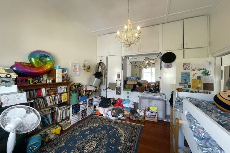 Photo of property in 19 Nairn Street, Mount Cook, Wellington, 6011