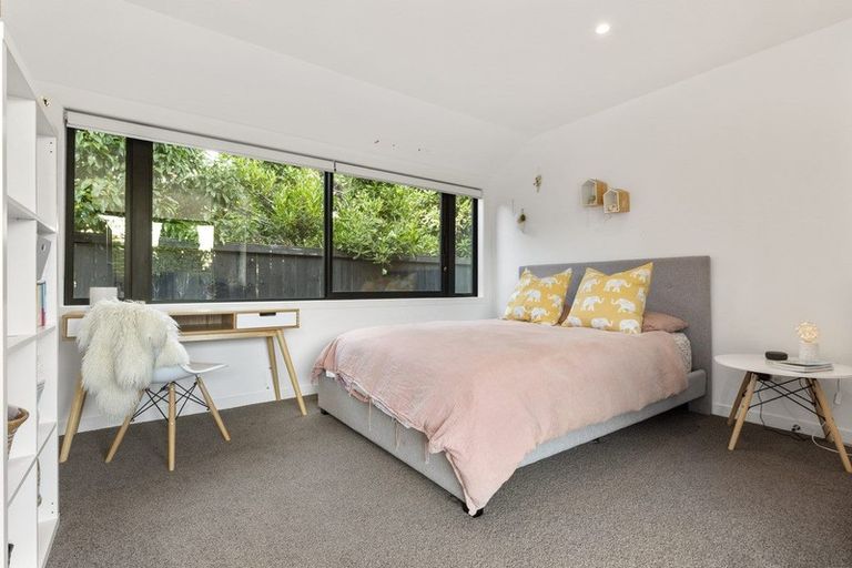 Photo of property in 48 Parkhill Road, Mellons Bay, Auckland, 2014