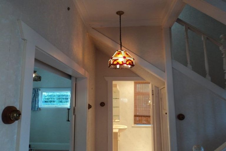 Photo of property in 11 Huka Road, Birkenhead, Auckland, 0626