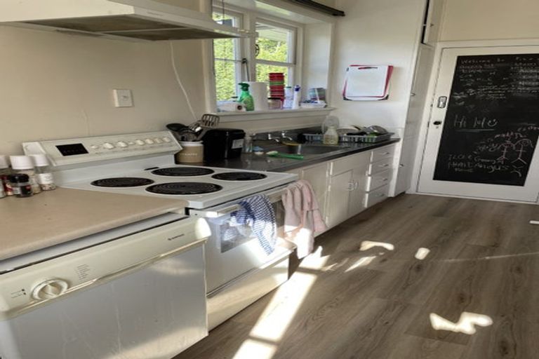 Photo of property in 30 Piko Crescent, Riccarton, Christchurch, 8041