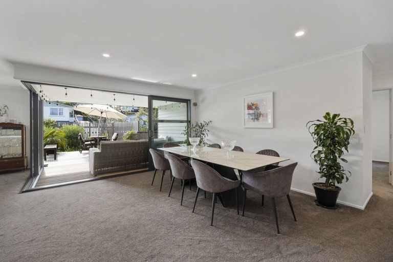 Photo of property in 5 Mackillop Way, Brooklands, New Plymouth, 4310