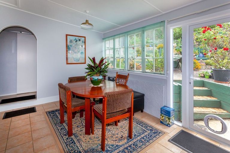 Photo of property in 102 Karaka Road, Thames, 3500