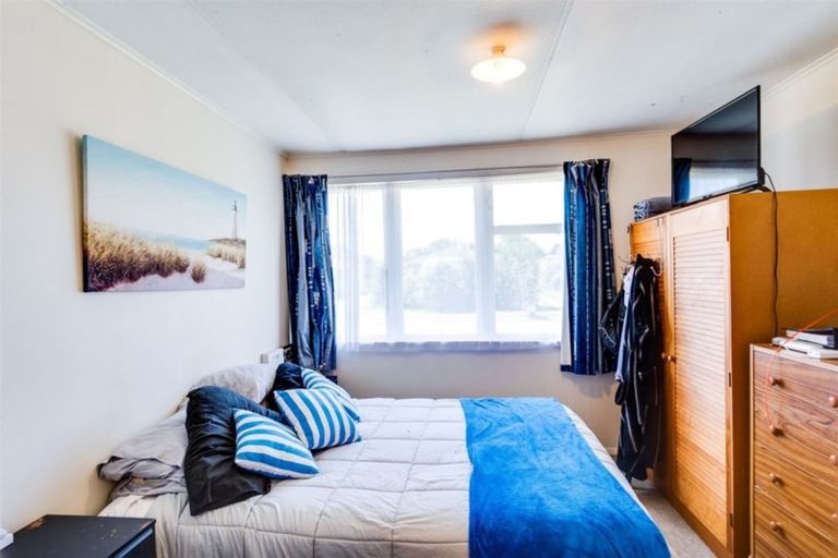 Photo of property in 38 Cottrell Crescent, Onekawa, Napier, 4110