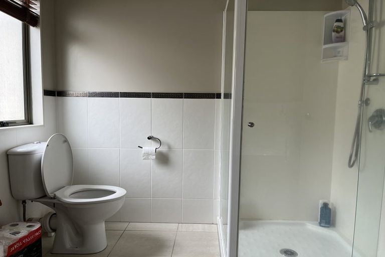 Photo of property in 4 Lissleton Drive, East Tamaki, Auckland, 2013