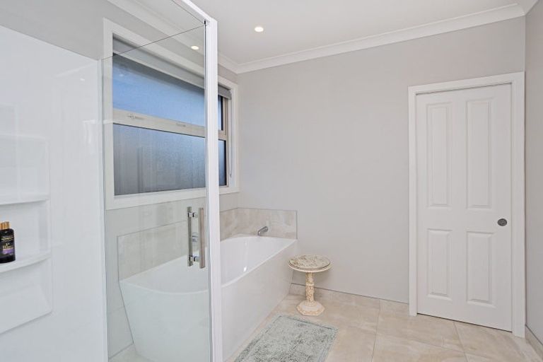 Photo of property in 45 Northside Drive, Waikiwi, Invercargill, 9810