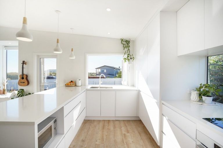 Photo of property in 21 Ocean Beach Street, Foxton Beach, Foxton, 4815