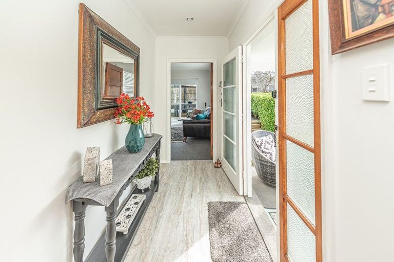 Photo of property in 4 Dickson Crescent, Saint Johns Hill, Whanganui, 4500