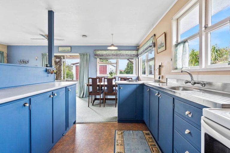 Photo of property in 27 Beazley Crescent, Tikipunga, Whangarei, 0112