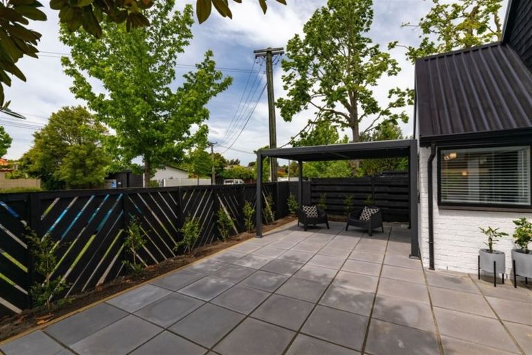 Photo of property in 2/23 Hamilton Avenue, Ilam, Christchurch, 8041