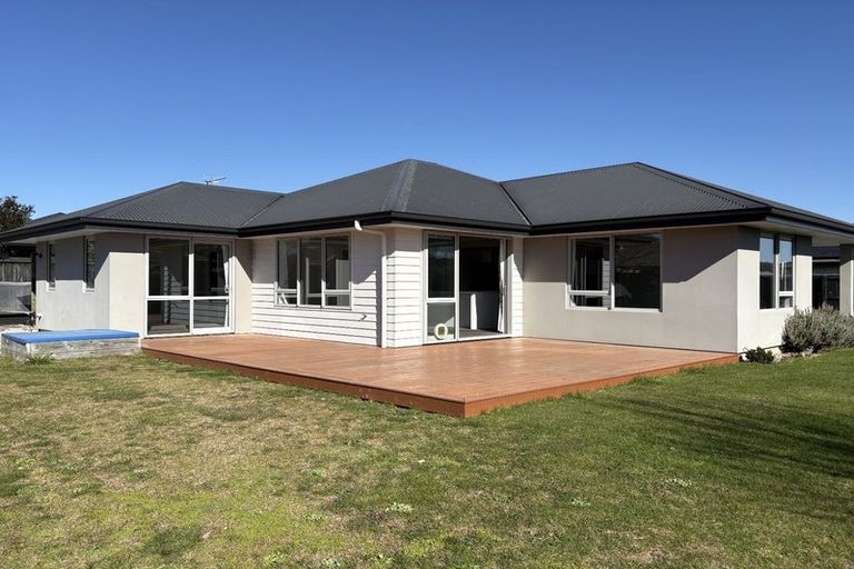 Photo of property in 13 Mary Newton Place, Brightwater, 7022