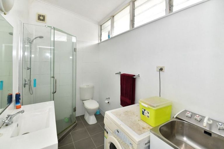 Photo of property in 185 Vipond Road, Stanmore Bay, Whangaparaoa, 0932