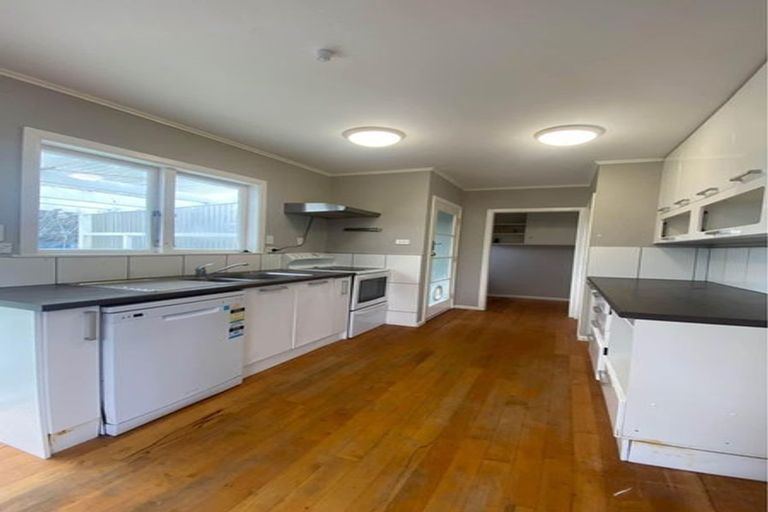 Photo of property in 67 Salisbury Road, Birkdale, Auckland, 0626