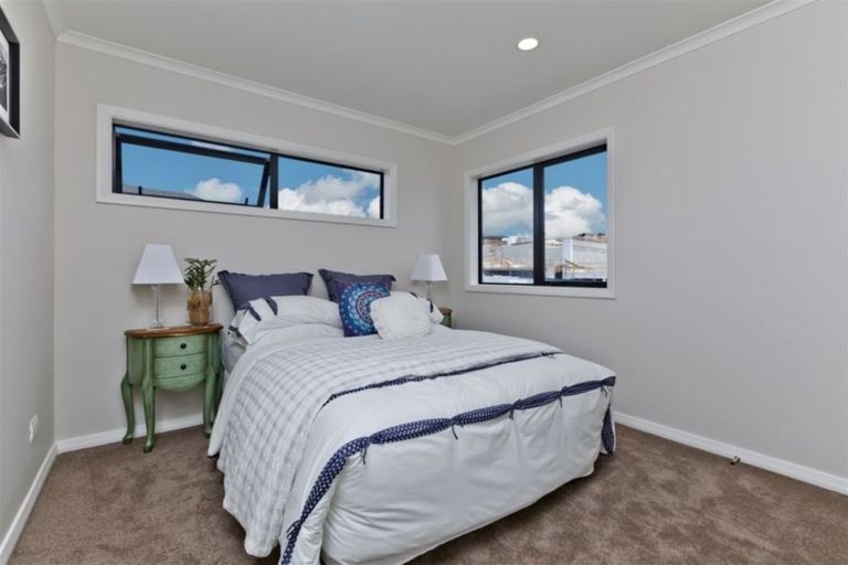 Photo of property in 49 Te Oneroa Way, Long Bay, Auckland, 0630