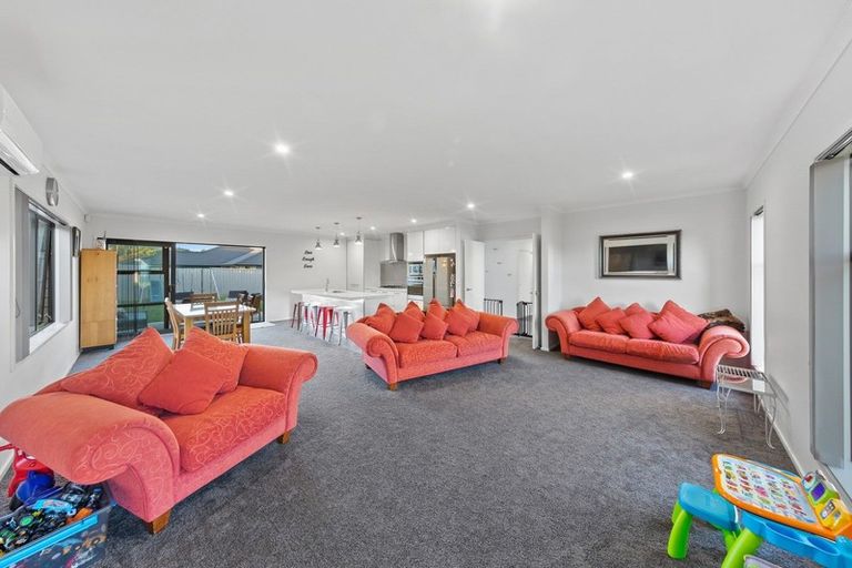 Photo of property in 120 Hillpark Drive, Pokeno, 2402