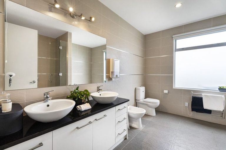 Photo of property in 219 East Coast Road, Campbells Bay, Auckland, 0620