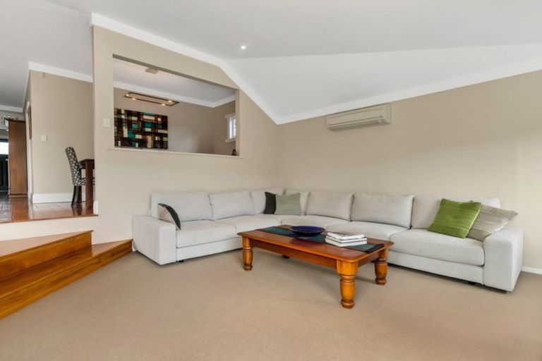 Photo of property in 8/282 Point Chevalier Road, Point Chevalier, Auckland, 1022