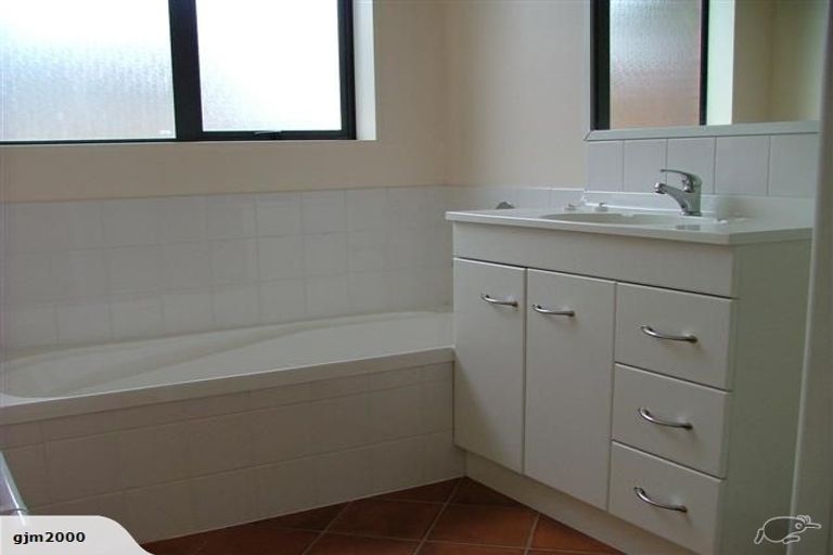 Photo of property in 39b Carlyle Street, Leamington, Cambridge, 3432