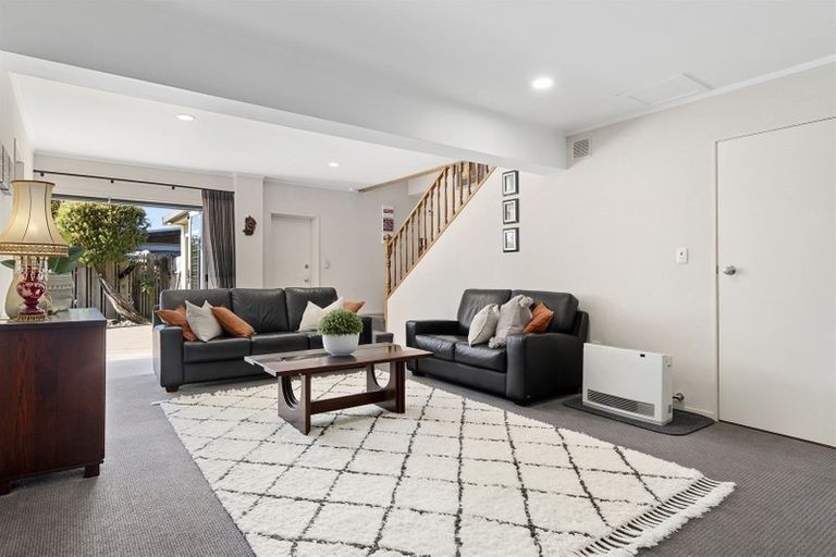 Photo of property in 70 Botanical Road, Tauranga South, Tauranga, 3112