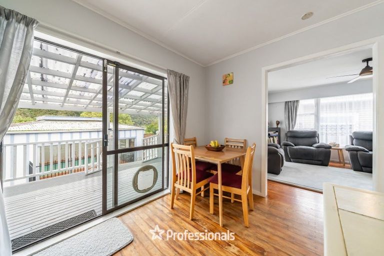 Photo of property in 116 Coast Road, Wainuiomata, Lower Hutt, 5014