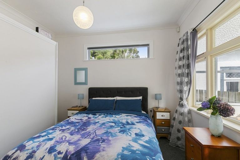 Photo of property in 11 Holloway Road, Aro Valley, Wellington, 6021