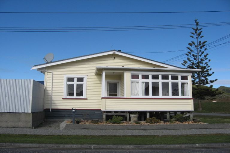 Photo of property in 25 Cardwell Street, Cobden, Greymouth, 7802