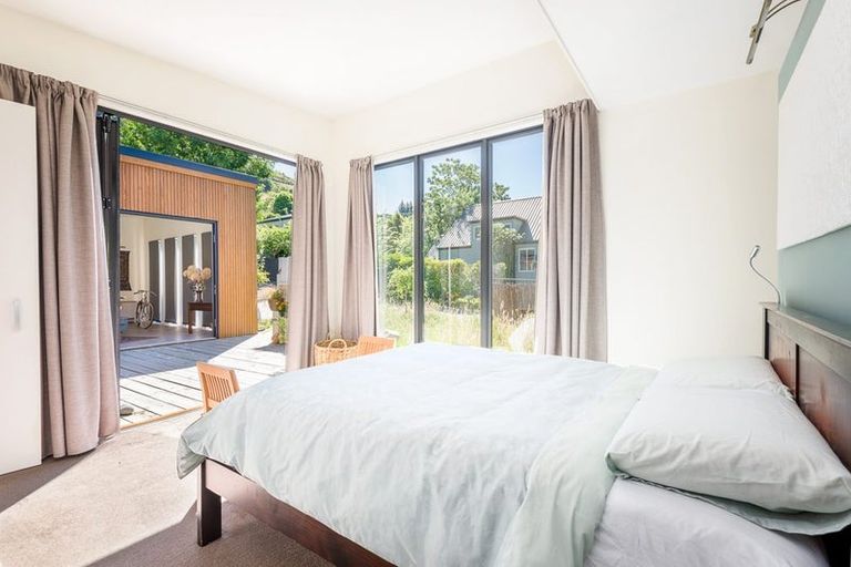 Photo of property in 3 Plumwood Lane, Cashmere, Christchurch, 8022