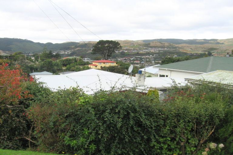 Photo of property in 12 Frederick Street, Tawa, Wellington, 5028