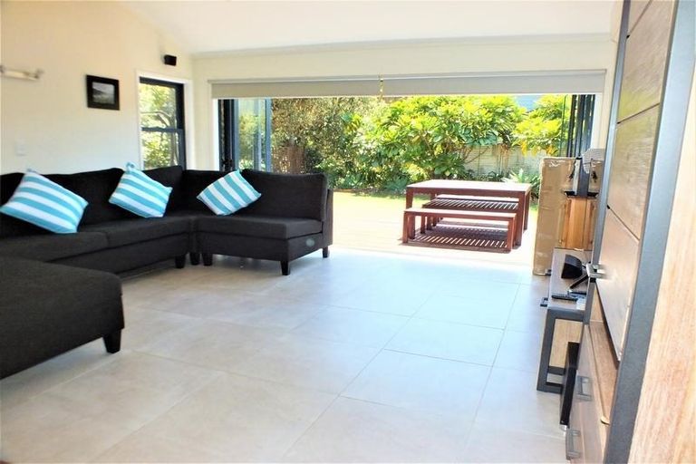 Photo of property in 622 Matarangi Drive, Matarangi, Whitianga, 3592