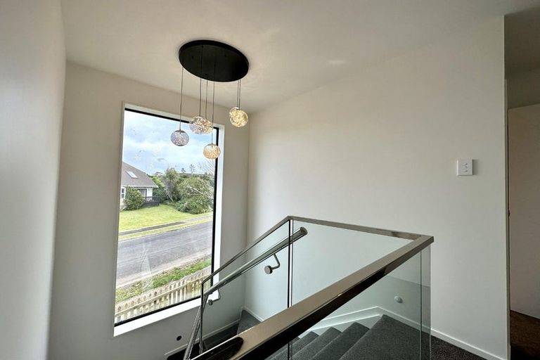 Photo of property in 7a Pinehurst Place, Wattle Downs, Auckland, 2103