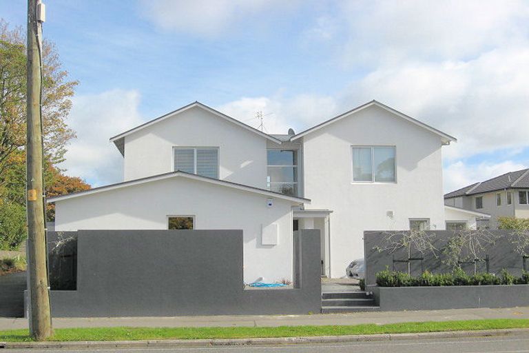 Photo of property in 21 Greers Road, Ilam, Christchurch, 8041