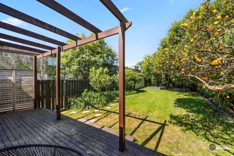 Photo of property in 156 Kings Crescent, Hutt Central, Lower Hutt, 5010