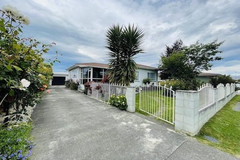 Photo of property in 146 Gloucester Street, Taradale, Napier, 4112