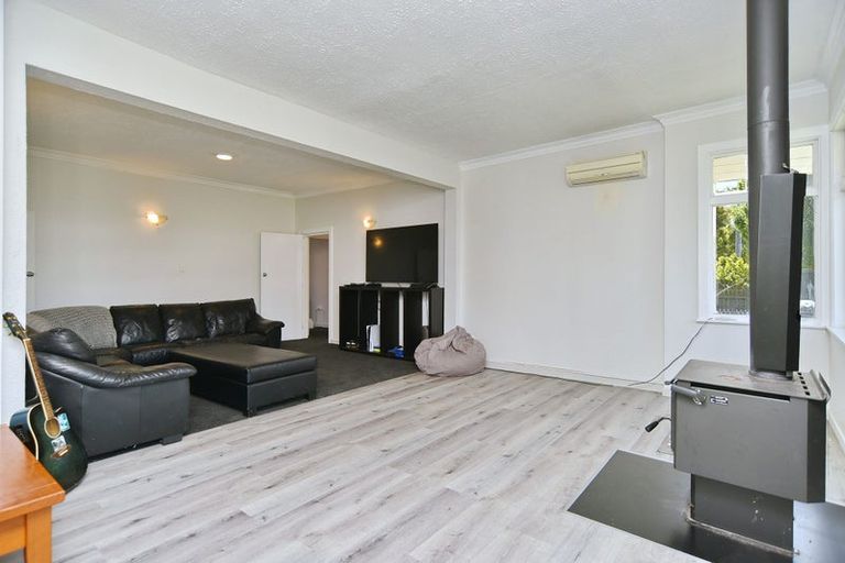 Photo of property in 99 Momorangi Crescent, Redwood, Christchurch, 8051