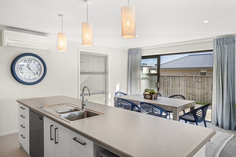 Photo of property in 10 Wai Terrace, Wharewaka, Taupo, 3330