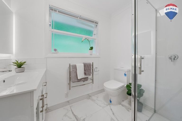 Photo of property in 1/4 Faris Crescent, Wainuiomata, Lower Hutt, 5014