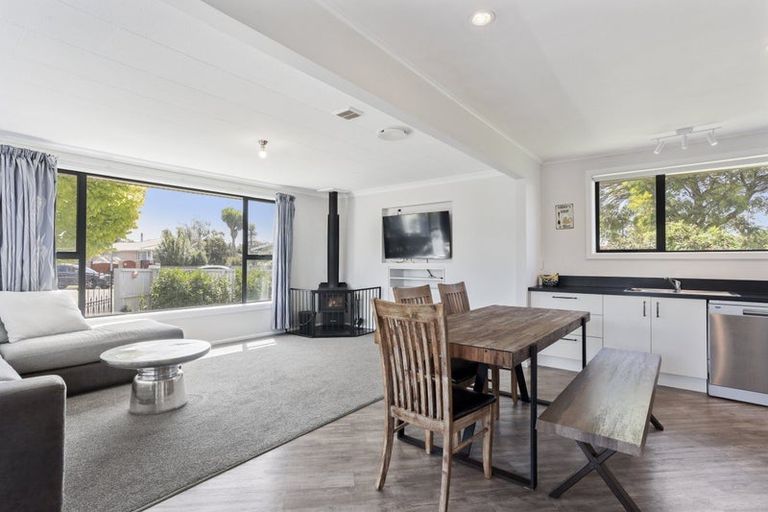 Photo of property in 25 Johns Road, Rangiora, 7400