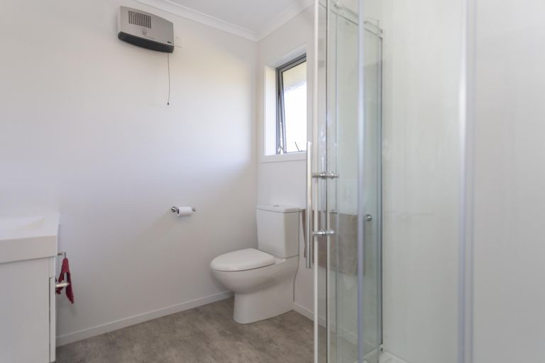 Photo of property in 32 Blue Stone Drive, Waiareka Junction, Oamaru, 9401