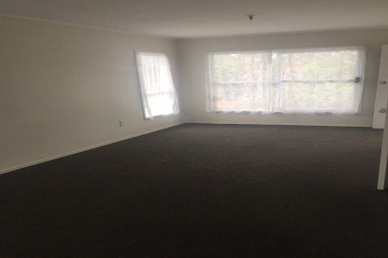 Photo of property in 107 Tidal Road, Mangere, Auckland, 2022