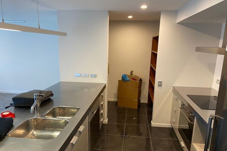 Photo of property in Piermont Apartments, 4c/82 Cable Street, Te Aro, Wellington, 6011