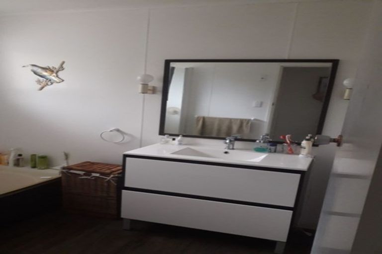 Photo of property in 5 Tarata Street, Stoke, Nelson, 7011