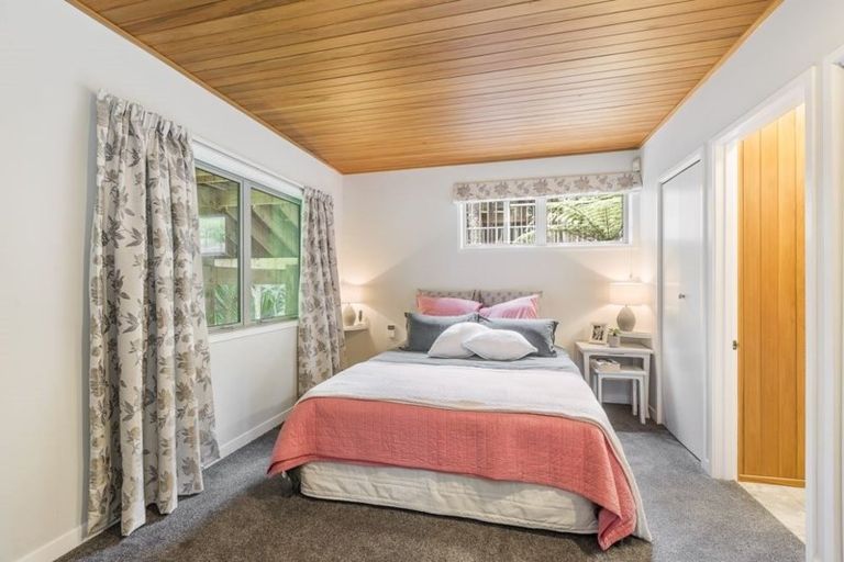 Photo of property in 77 Park Hill Road, Birkenhead, Auckland, 0626