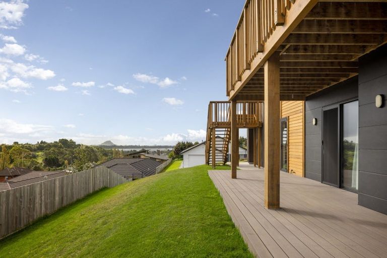 Photo of property in 6 Greenvale Place, Welcome Bay, Tauranga, 3112