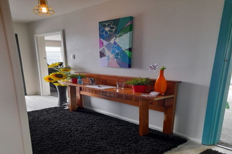 Photo of property in 23 Barclay Place, Burwood, Christchurch, 8061