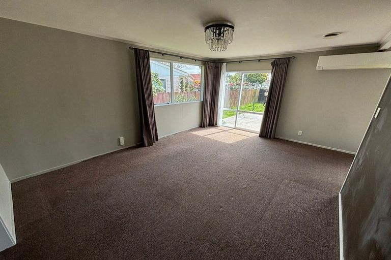 Photo of property in 1/36 Taitimu Drive, Weymouth, Auckland, 2103