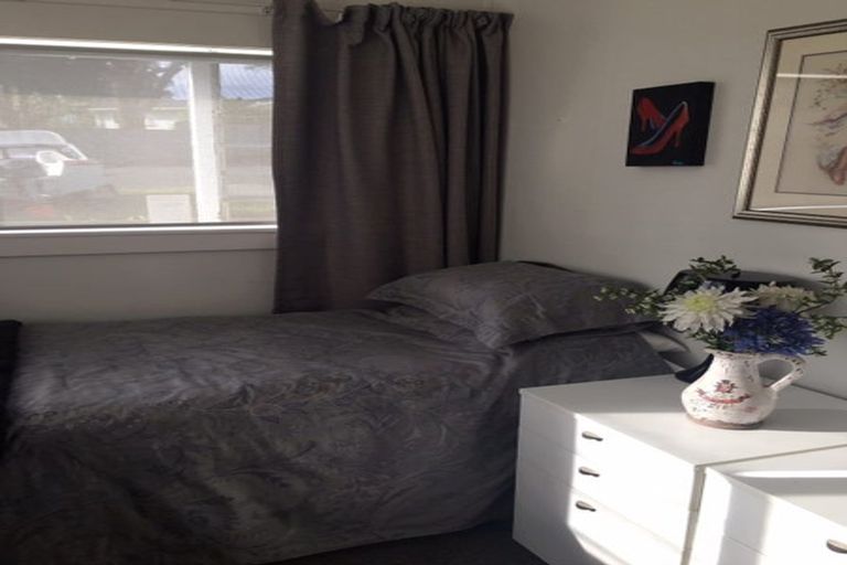 Photo of property in 369 Triangle Road, Henderson, Auckland, 0610