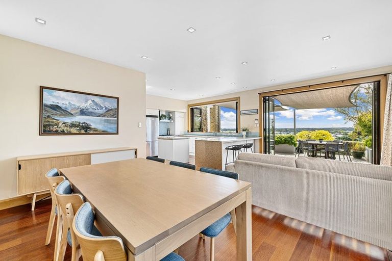 Photo of property in 893 Cashmere Road, Halswell, Christchurch, 8025