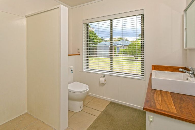 Photo of property in 126 Patiki Place, Whangamata, 3620