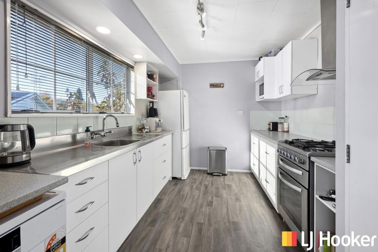 Photo of property in 15a Augustus Earle Place, Pukehangi, Rotorua, 3015