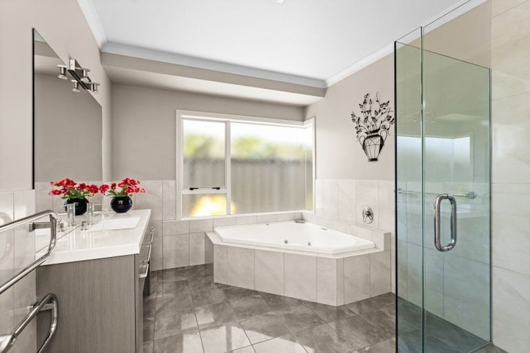 Photo of property in 66 Russell Robertson Drive, Havelock North, 4130