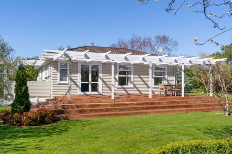 Photo of property in 39 Grey Street, Martinborough, 5711